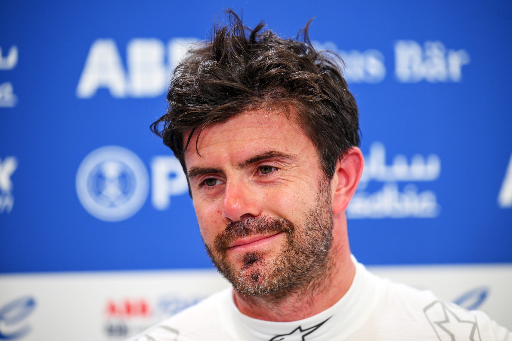 JEDDAH, SAUDI ARABIA - FEBRUARY 13: Norman Nato de Francia y el equipo Nissan Formula E habla con los medios durante qualifying, previo al Jeddah E-Prix, Ronda 4 del Campeonato Mundial ABB FIA de Fórmula E 2026 en el Circuito de la Corniche de Jeddah el 13 de febrero de 2026 en Jeddah, Arabia Saudita. (Foto: Simon Galloway/LAT Images)