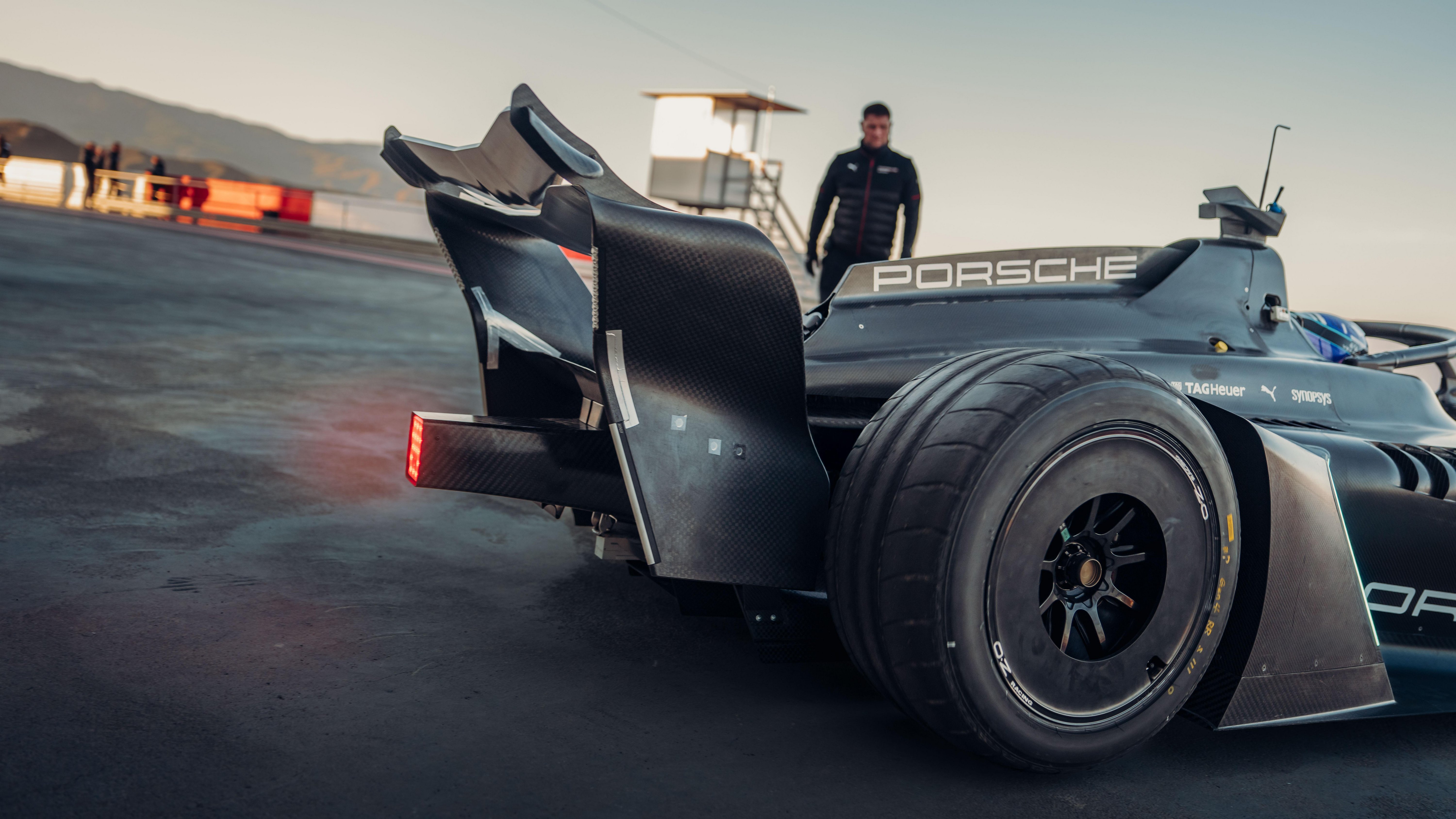 Porsche Formula E GEN4 Testing