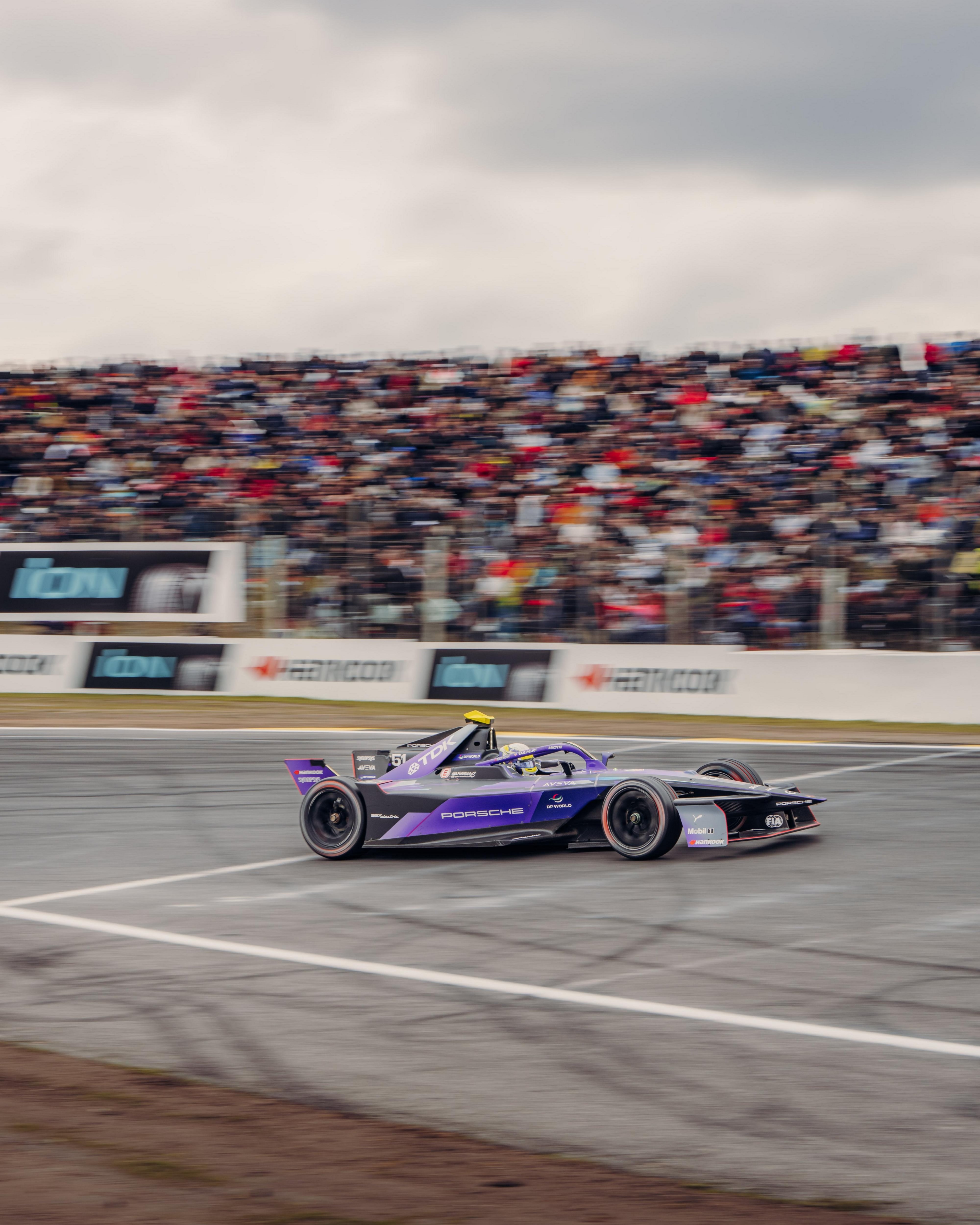 Nico Müller, Porsche Formula E Team, Porsche 99X Electric (#51), Berlin E-Prix, ABB FIA Formula E World Championship (Fotos: Porsche AG)