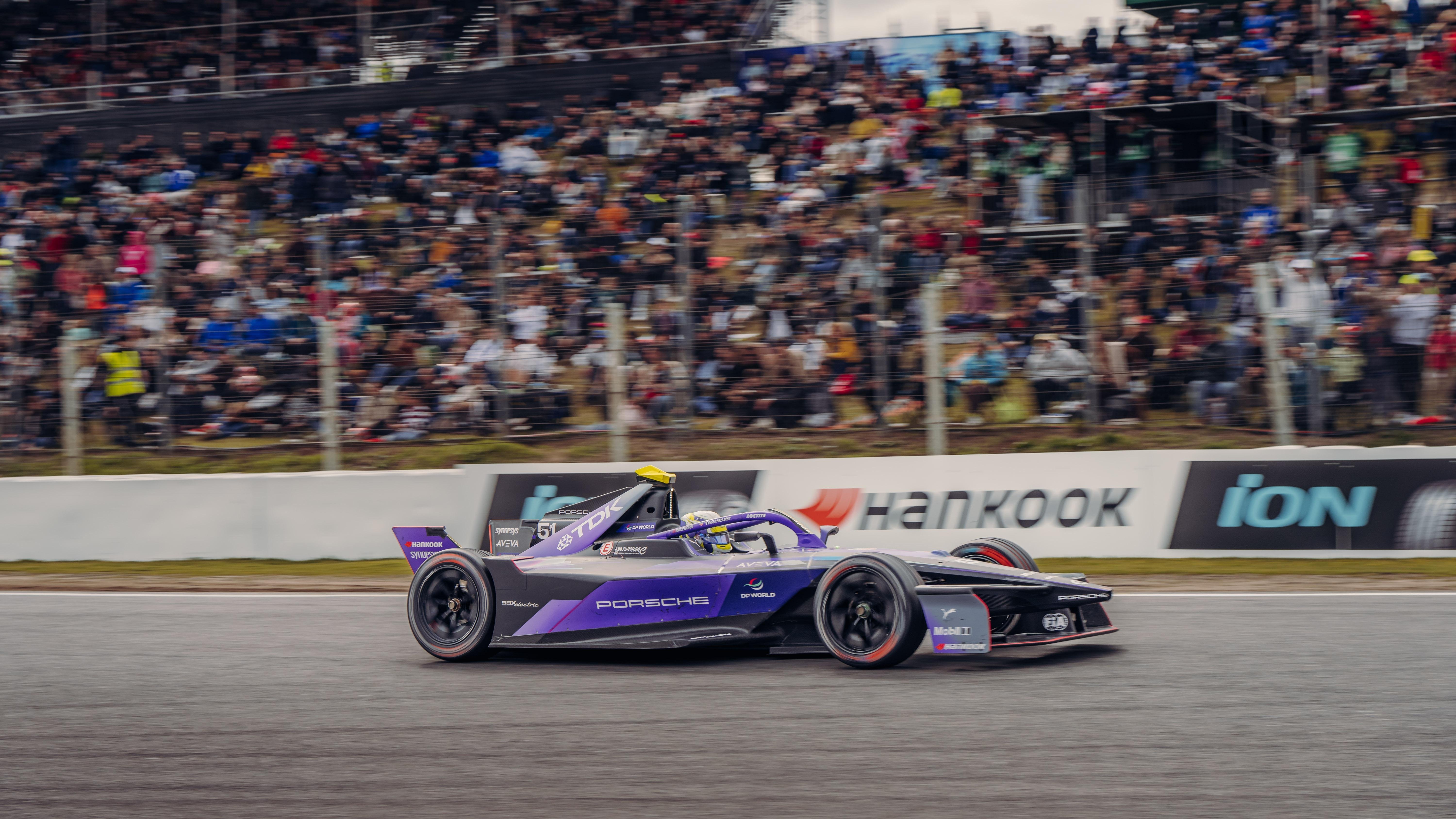 Nico Müller, Porsche Formula E Team, Porsche 99X Electric (#51), Berlin E-Prix, ABB FIA Formula E World Championship (Fotos: Porsche AG)