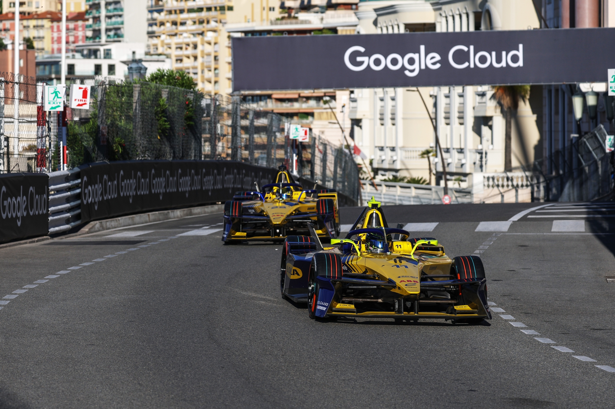 MONTE-CARLO, MÓNACO - 16 DE MAYO: Lucas di Grassi de Brasil pilotando el (11) Lola Yamaha ABT Formul