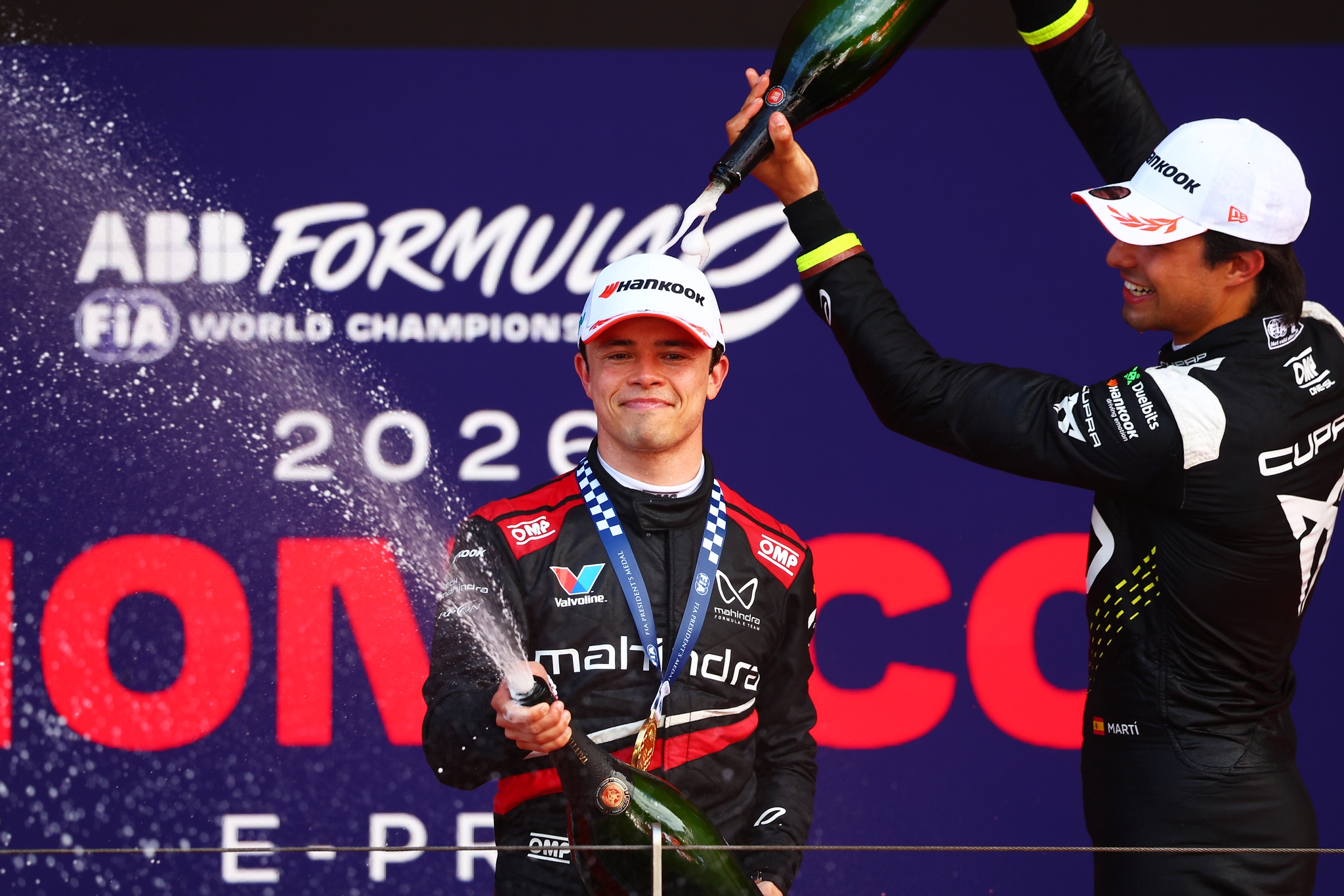 MONTE-CARLO, MÓNACO - 16 DE MAYO: Ganador de la carrera Nyck de Vries de los Países Bajos and Mahind