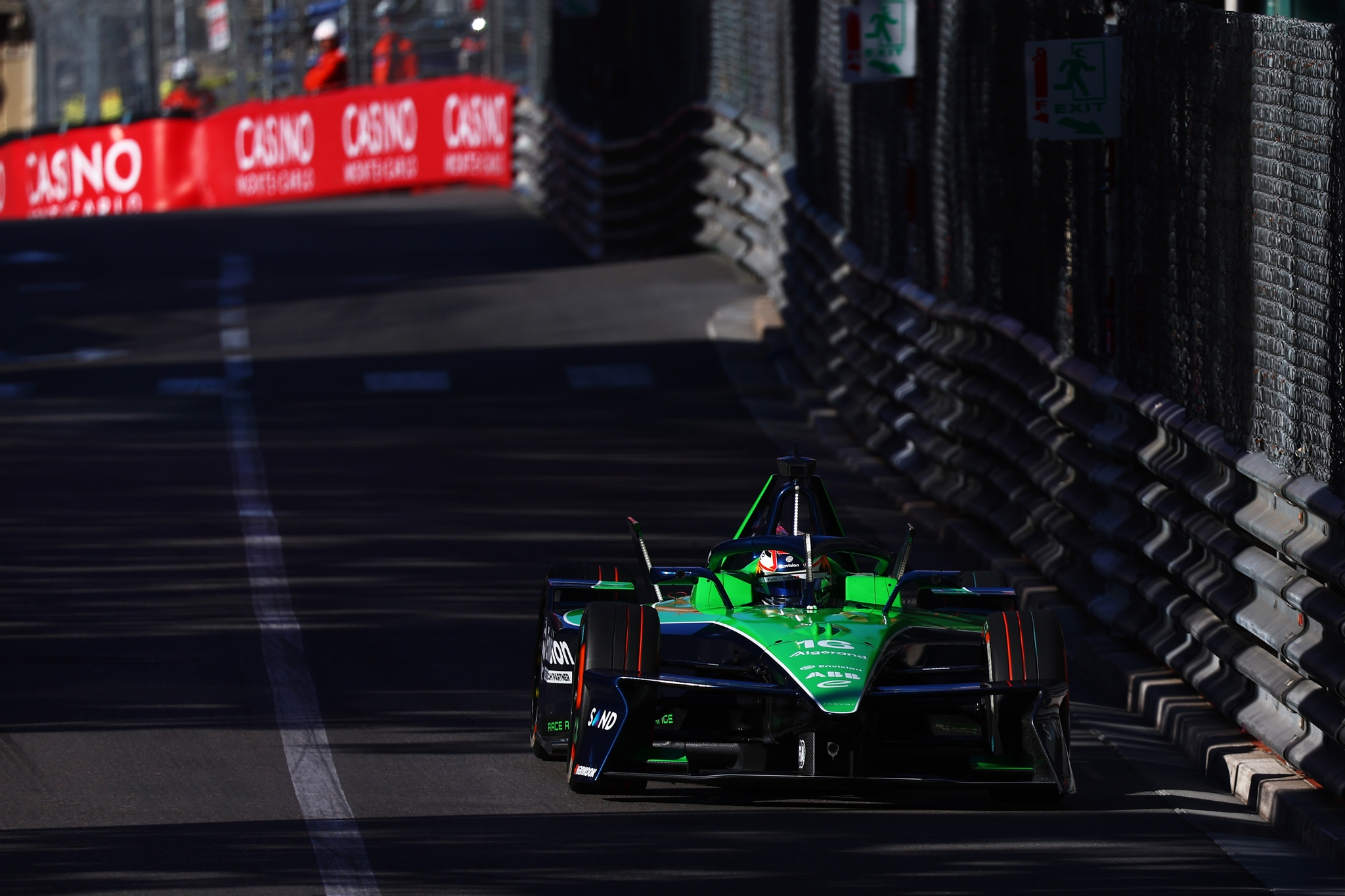 MONTE-CARLO, MONACO - 17 DE MAYO: David Coulthard pilota el GEN4 en pista durante la sesión de entre