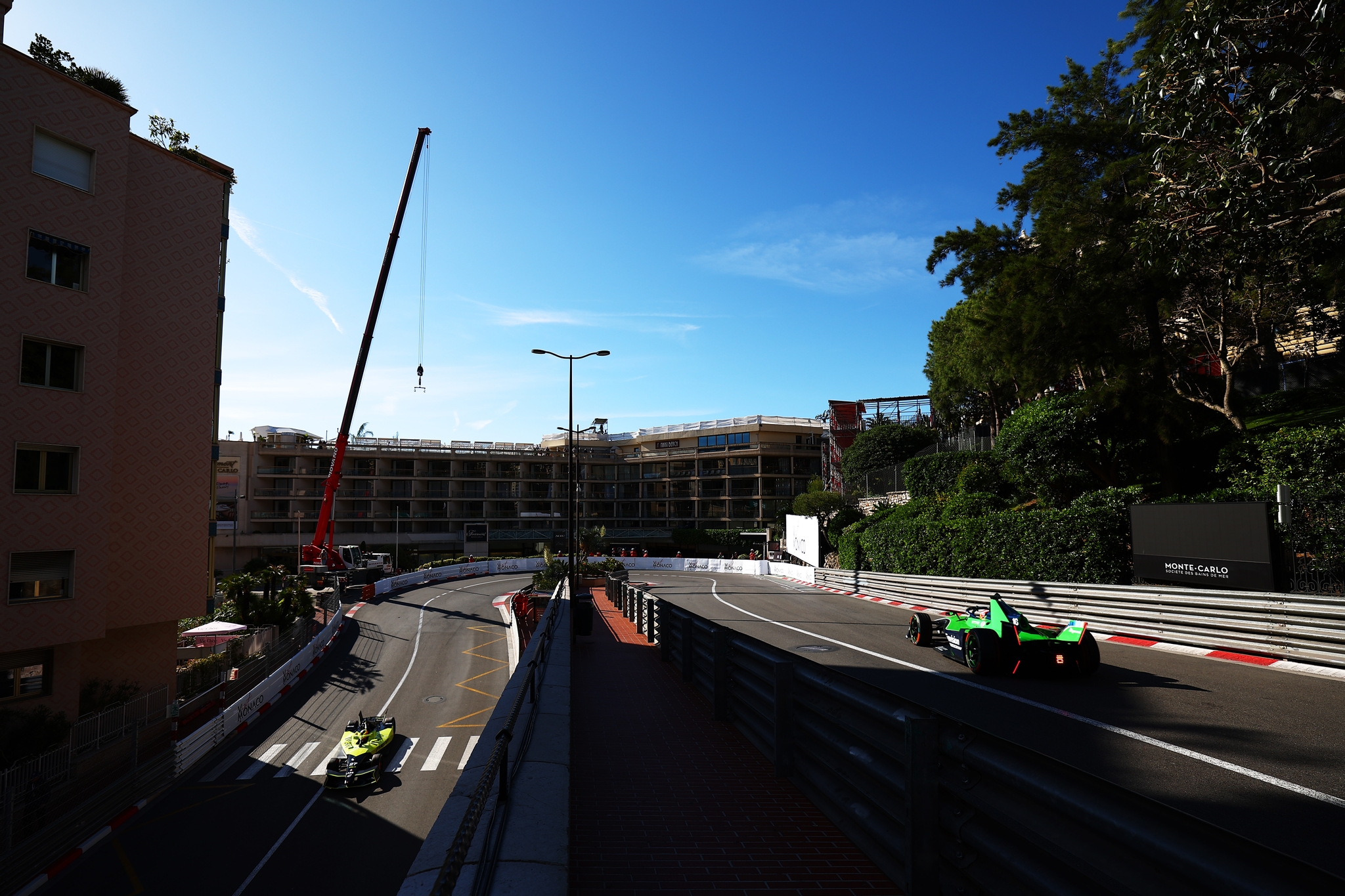 MONTE-CARLO, MONACO - 17 DE MAYO: David Coulthard pilota el GEN4 en pista durante la sesión de entre