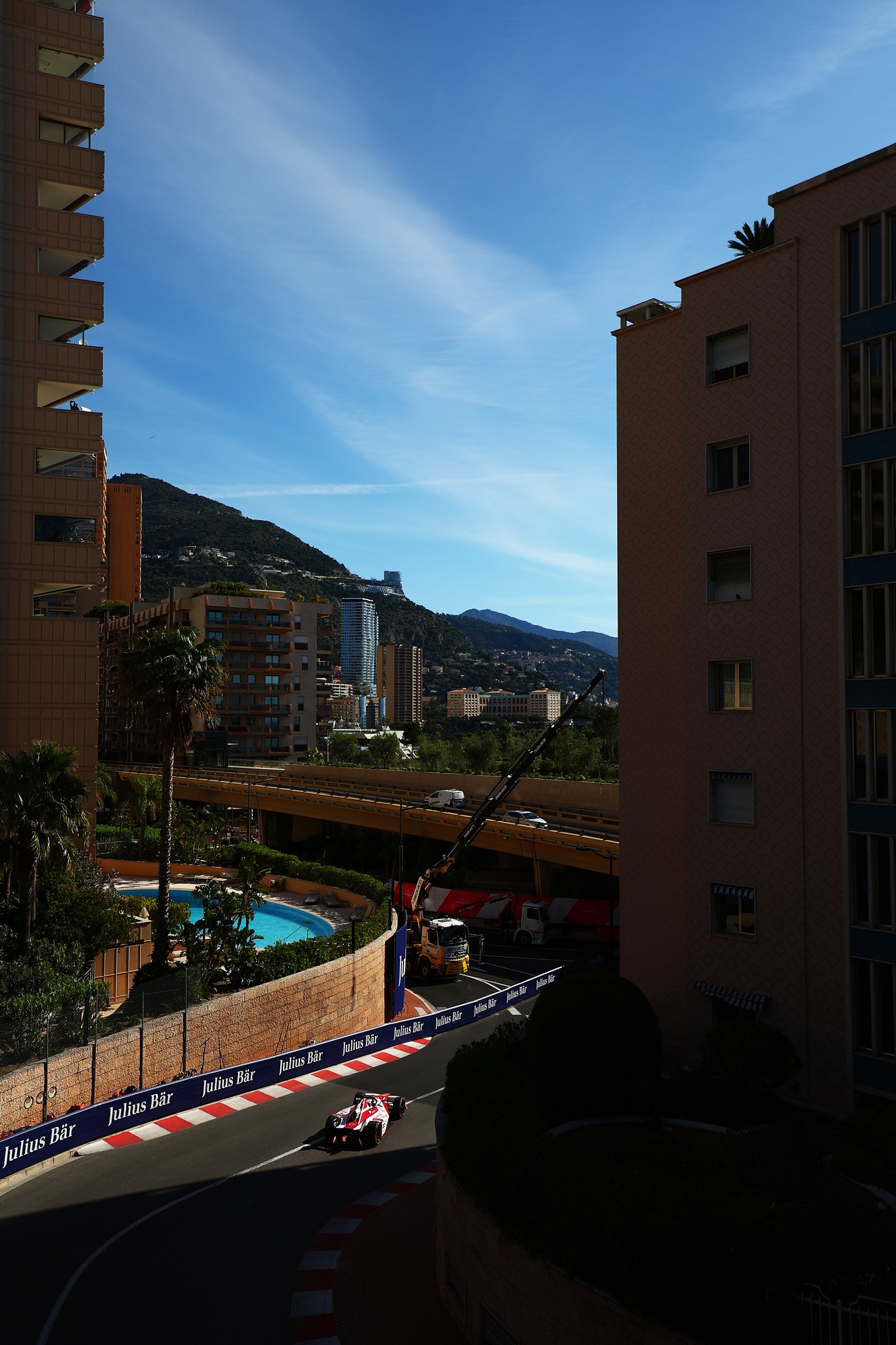 MONTE-CARLO, MONACO - 17 DE MAYO: David Coulthard pilota el GEN4 en pista durante la sesión de entre