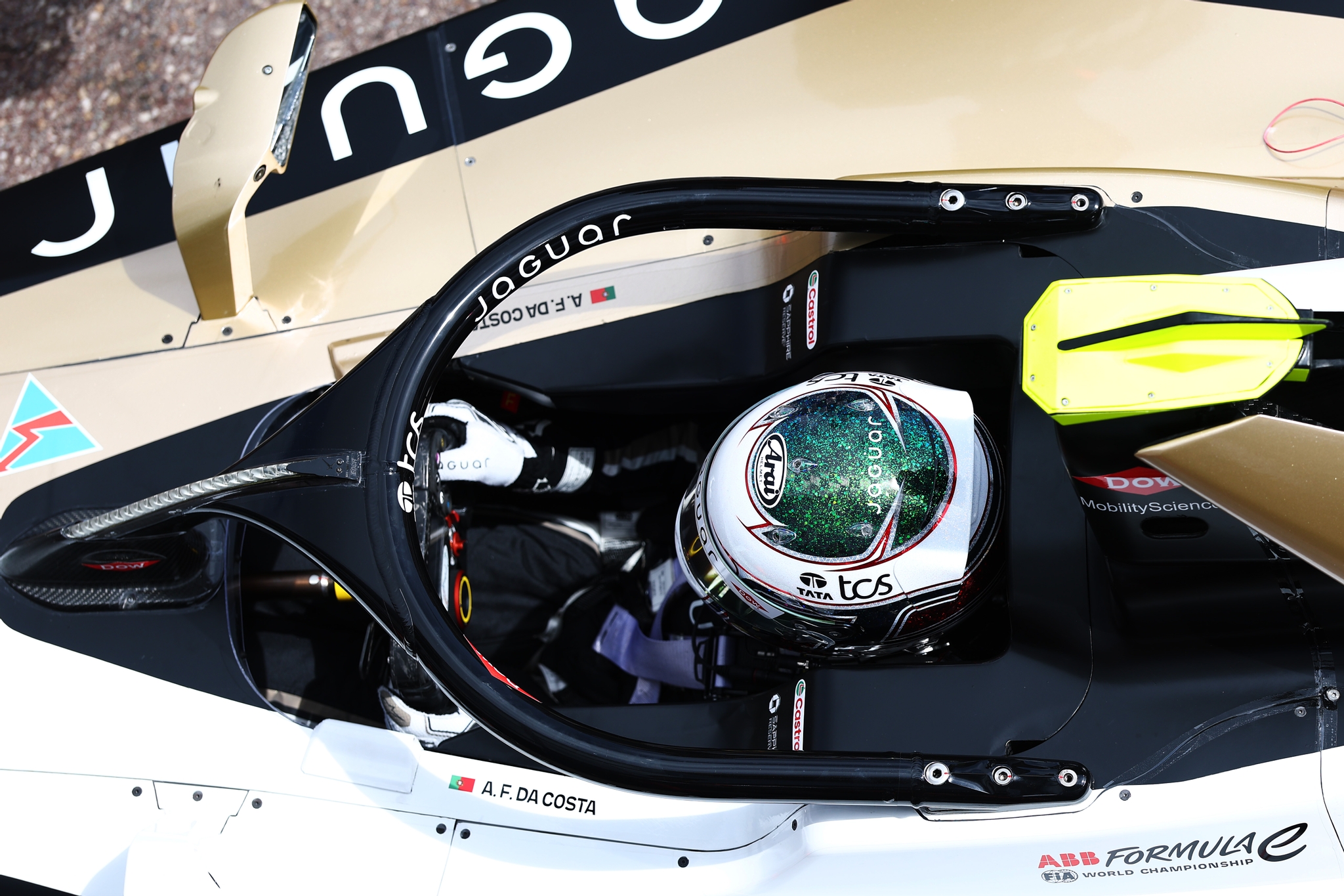 MONTE-CARLO, MONACO - 17 DE MAYO: David Coulthard pilota el GEN4 en pista durante la sesión de entre