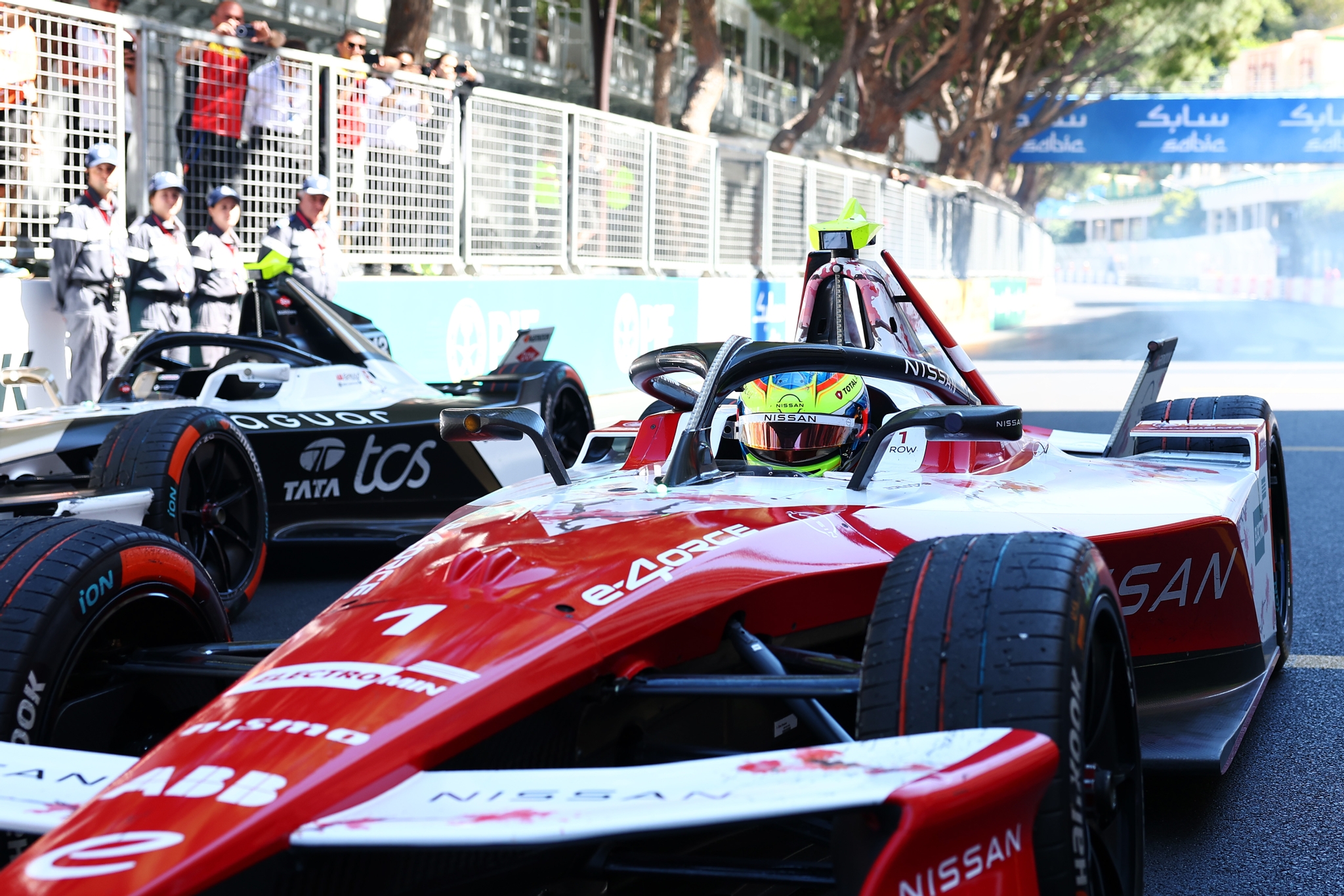 MONTE-CARLO, MONACO - 17 DE MAYO: David Coulthard pilota el GEN4 en pista durante la sesión de entre