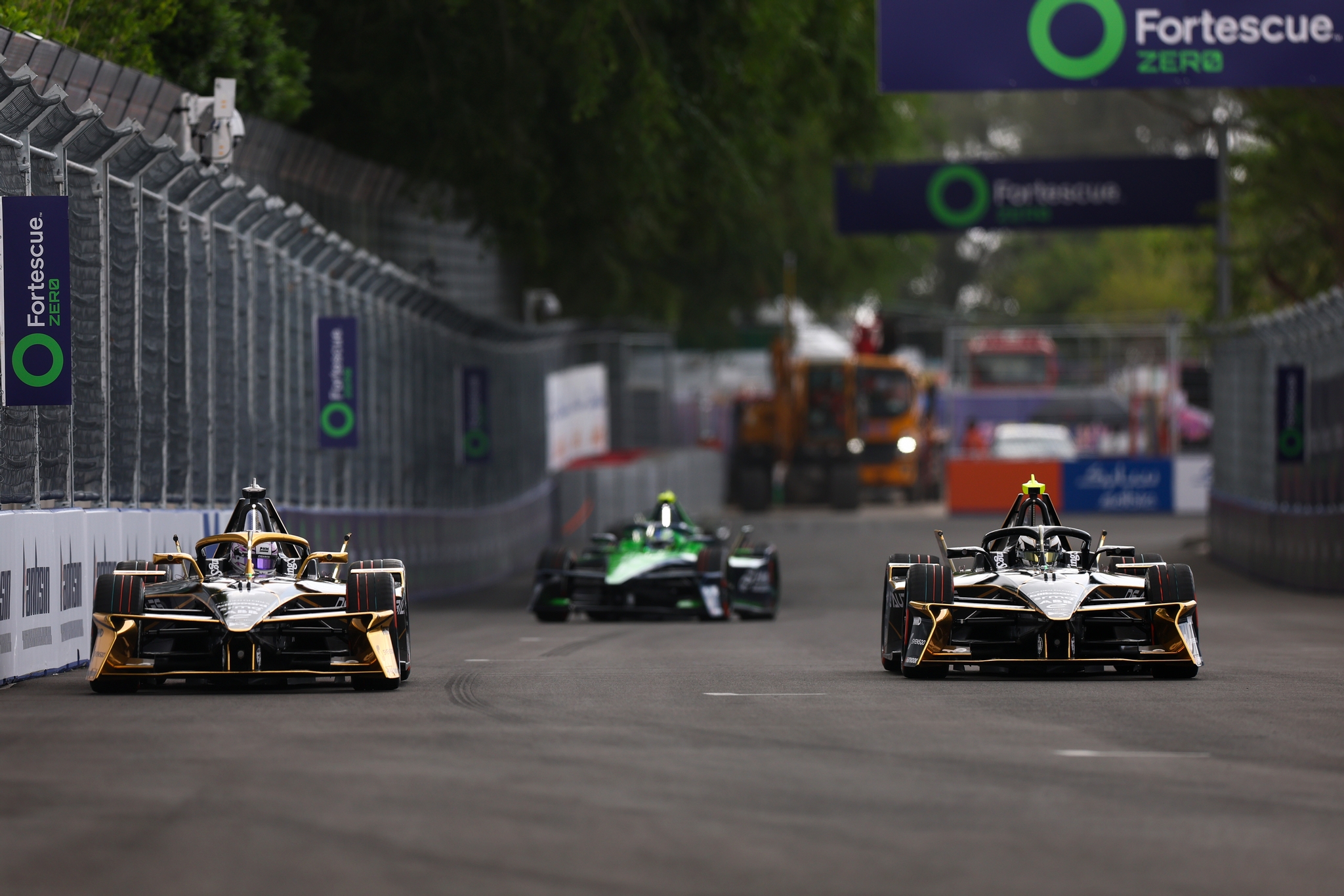 Taylor Barnard de Gran Bretaña pilotando el (77) DS Penske DS E-Tense FE
