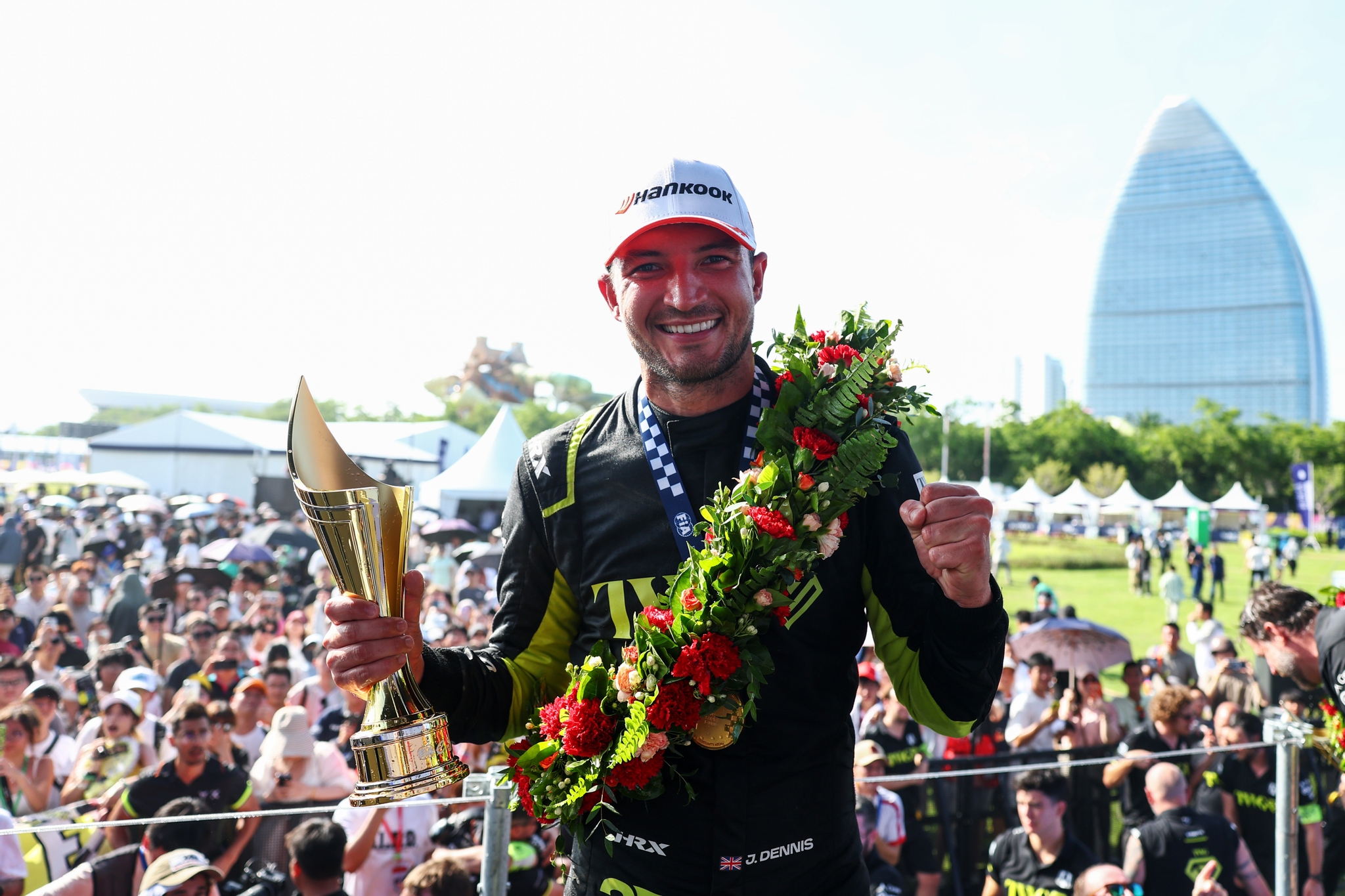 Ganador de la carrera Jake Dennis de Gran Bretaña and Andretti Formula E