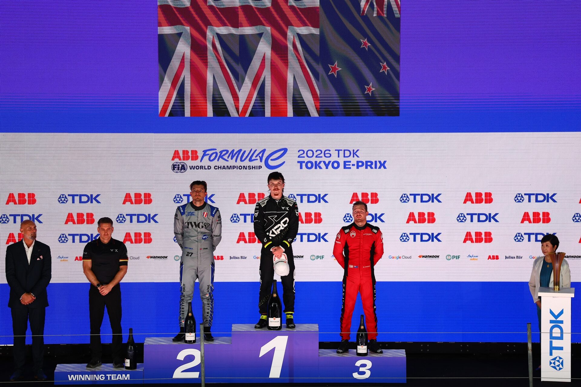 Tercer clasificado Nick Cassidy de Nueva Zelanda and Citroen Racing, Segundo clasificado Jake Dennis