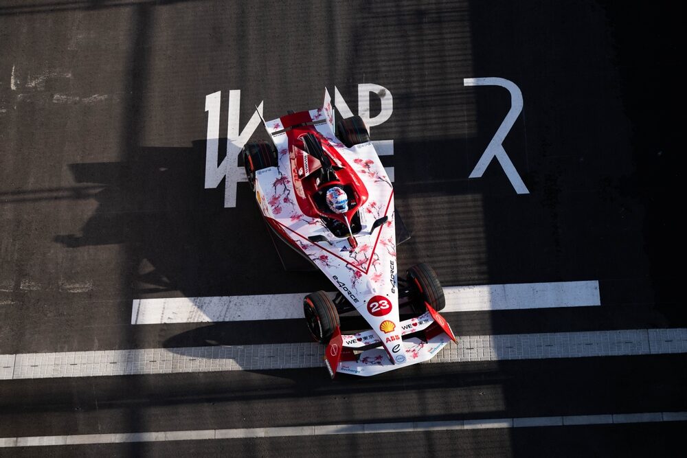 Sacha Fenestraz, Nissan Formula E Team, Nissan e-4ORCE 04